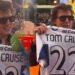 Tom Cruise y su particular reacción al recibir ¡la camiseta de Gimnasia!