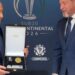 Regalo para Florentino Pérez: la medalla de la Libertadores que River le ganó a Boca en Madrid