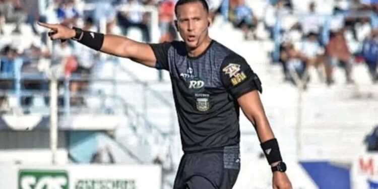 «Cuando dirijo bien nadie habla», la tajante frase de Amiconi tras el comunicado de San Martín de Tucumán
