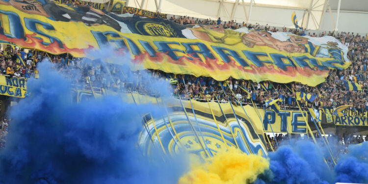 Rosario Central campeón: de la locura total en el Monumento a la Bandera a «el que no salta es un inglés»