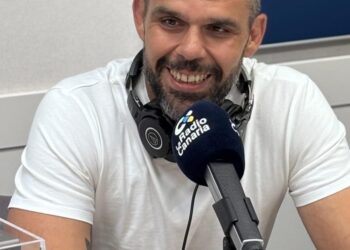 Alexis Santana, veterinario especializado en cardiología: “A veces la familia dice que hemos recetado al perro los mismos medicamentos que toma su abuelo; cuando la patología coincide, algunas técnicas también pueden ser similares”