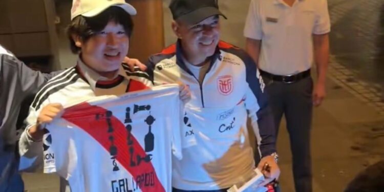 Gallardo y una sorpresiva visita riverplatense en Japón