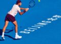 Cerúndolo venció a Mensik y avanzó a los cuartos de final del ATP 500 de Pekín
