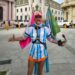 UNA TRAVESÍA SOLIDARIA: Distinguen al atleta que recorre el país contra el cáncer de mama