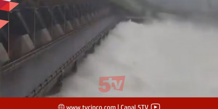 COMPUERTAS ABIERTAS: Itaipú descartó fallas en la represa y libera hasta 7.000 m³ de agua por segundo