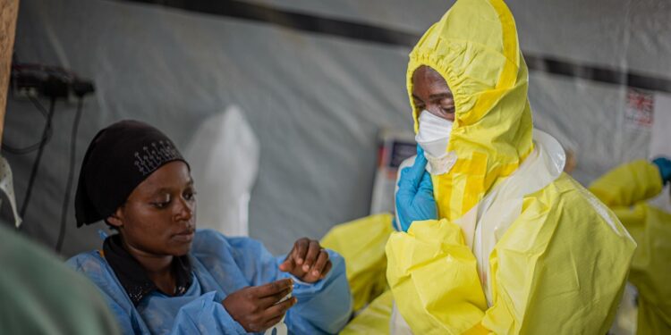 El brote de ébola en República Democrática del Congo supera los umbrales de los 9.100 casos y los 4.400 muertos