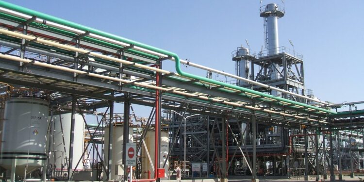 El freno a una norma en Europa permitió acelerar exportaciones de un producto clave por 180.000 toneladas