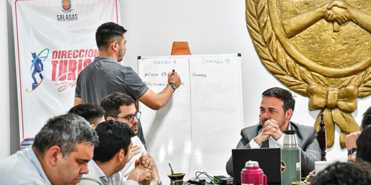 SALADAS: Ultiman detalles para la XXIII Fiesta Provincial de la Miel y el Desarrollo Emprendedor