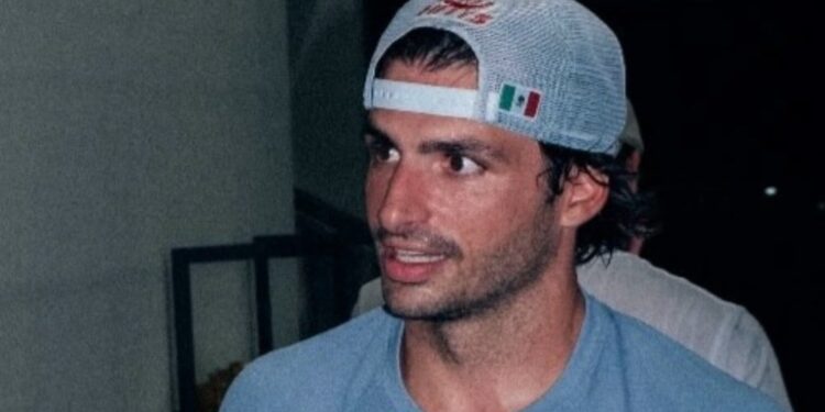 Carlos Sainz presume su amor por México previo al Gran Premio de Singapur 2026