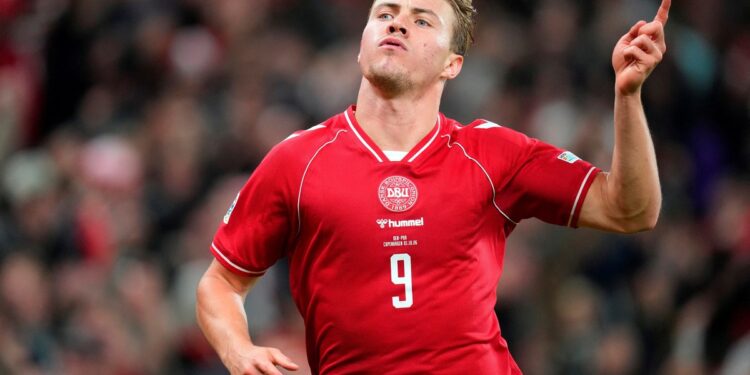 El llamativo festejo de Rasmus Højlund ante Portugal en plena polémica por Cristiano Ronaldo