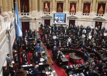 Presentan un proyecto para que se cante la Marcha de las Malvinas en todas las sesiones de la Cámara de Diputados