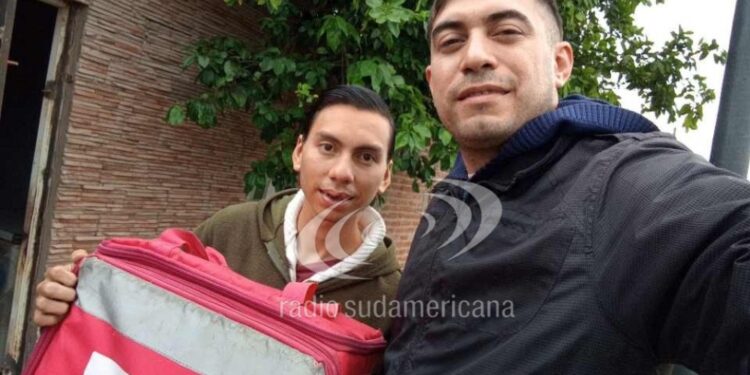 VIOLENTO ROBO: Tras conseguir una bici, donaron una mochila al repartidor atacado