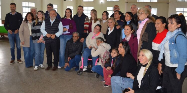 EN EL BARRIO SAN IGNACIO : El Concejo Deliberante tendrá su última sesión itinerante del año