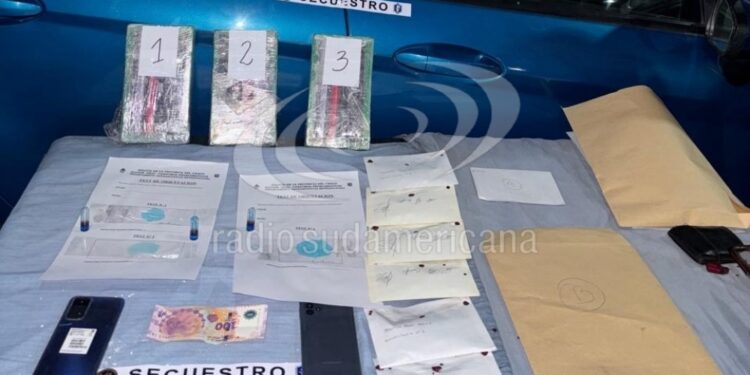 RUTA NACIONAL 11: En Chaco, detuvieron a dos jóvenes con más de tres kilos de cocaína