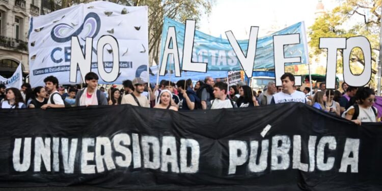 LOS FUNDAMENTOS DEL JUEZ : La Justicia ordenó al Gobierno aplicar la Ley de Financiamiento Universitario