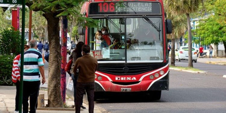 TRANSPORTE EN CORRIENTES: Suspenden el paro de colectivos en Corrientes tras el pago de salarios