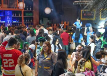 MASIVA PARTICIPACIÓN: Se realizó una matiné inclusiva en boliche de la Costanera Sur