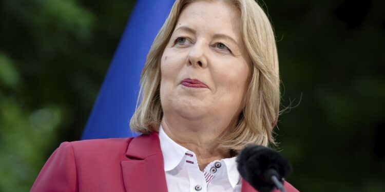Dimite la ministra de Trabajo de Alemania y colíder de los socialdemócratas, Barbel Bas