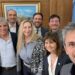 Con el riesgo país por encima de los 700 puntos, Karina Milei y Luis Caputo contaron los votos antes de una sesión clave en el Congreso