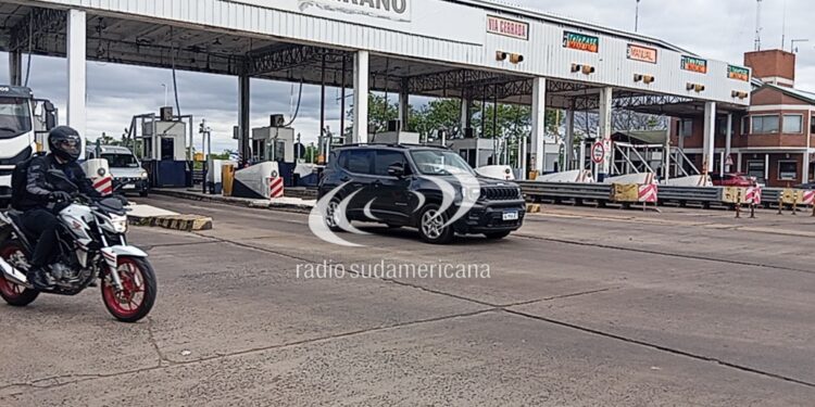 PUENTE CHACO CORRIENTES: Liberan el cobro del peaje hasta finalizar el traspaso de concesión