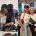 QUÉ TUPE: Le pidió una foto a la China Suárez y luego la criticó por comprar en una tienda low cost