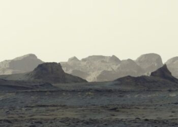 CIENCIA: La NASA reveló una foto panorámica del amanecer en Marte tomada por el rover Curiosity