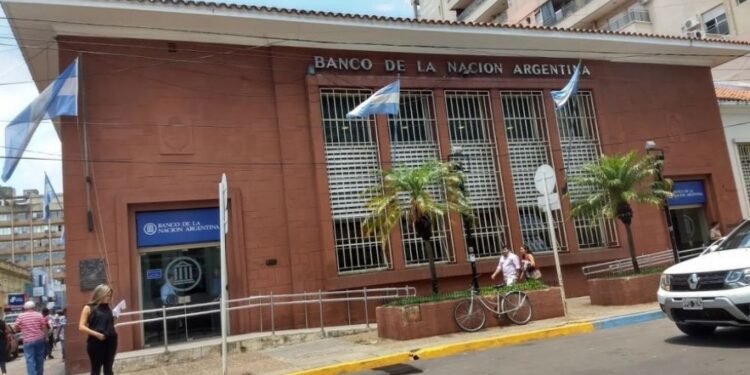 ATENCIÓN: Los bancos estarán cerrados por cinco días seguidos en noviembre