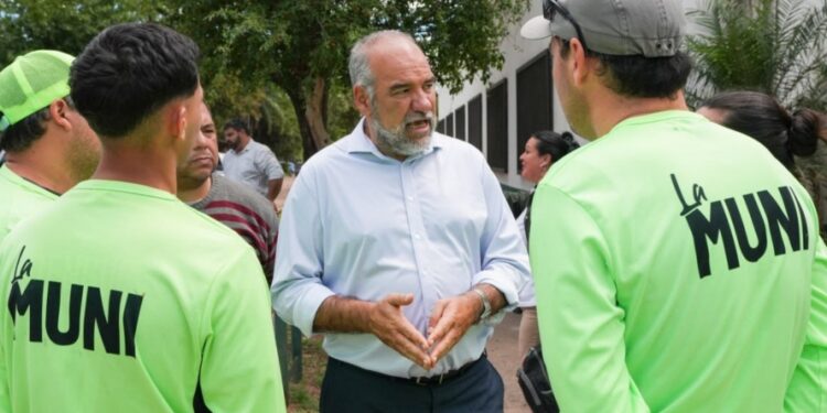 CIUDAD DE CORRIENTES : Polich recorrió dos CIC y relevó necesidades de infraestructura y equipamiento
