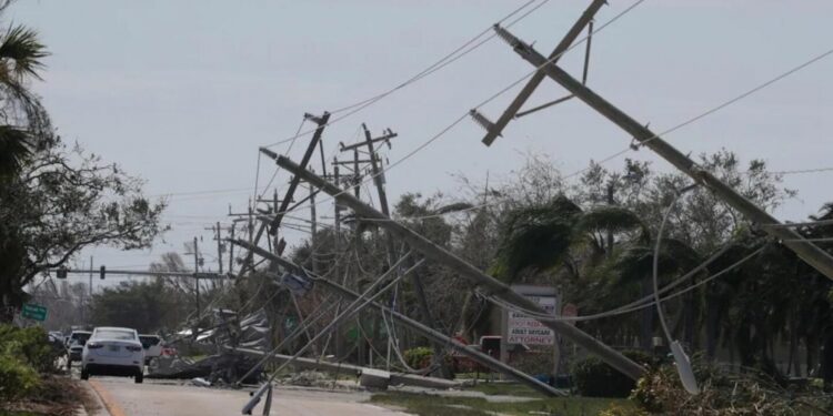 MÁS DE 900 MIL SIN LUZ: La tormenta Isaías golpea al sur de Estados Unidos: hay cuatro muertos
