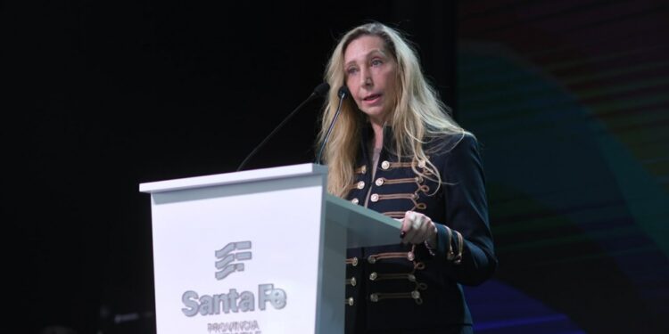 REUNIÓN EN SANTA FE : Karina Milei destacó la importancia de integrar a las pymes argentinas a los proyectos de inversión