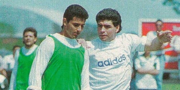9 DE OCTUBRE DE 1994: Se cumplen 32 años del debut de Maradona como DT de Mandiyú