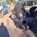 BARRIO 17 DE AGOSTO: Dos obreros a bordo de una moto chocaron contra un patrullero