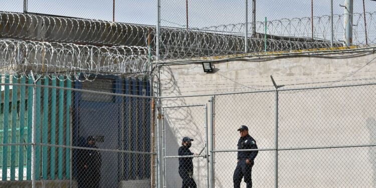 Gobierno del Estado de México descarta un motín en el penal de Almoloya de Juárez