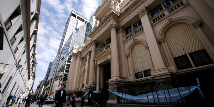 El Banco Central realizó la mayor compra de dólares desde julio y ya acumula más de USD 15.000 millones en 2026