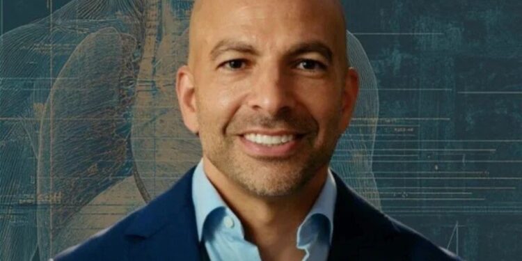 Peter Attia, médico canadiense, 53 años, sobre la pérdida de músculo después de los 50: “La clave es evitar la inactividad, evitar el tiempo sin entrenamiento”