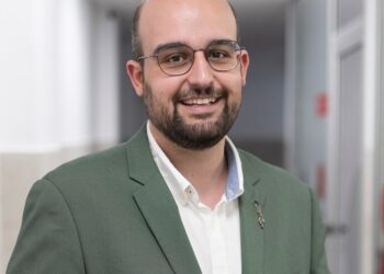 Víctor Ballesteros, profesor y filósofo: “Se ha puesto de moda la pseudoética estoica, porque eso no es estoicismo de verdad”