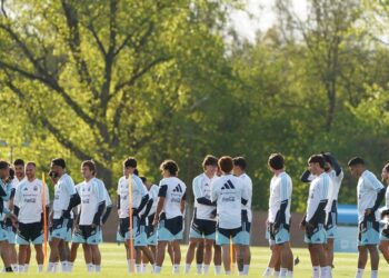 Selección Argentina vs. Burkina Faso: vuelve Enzo Fernández y las dudas que aún tiene Scaloni
