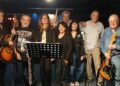 Volver a tocar cuando la vida ya hizo su pausa: convocan a músicos +65 para formar tres grupos y presentarse en un megaconcierto