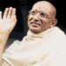 Mahatma Gandhi, pensador hinduista y pacifista: «Vive como si fueras a morir mañana, aprende como si el mundo fuera a durar para siempre»