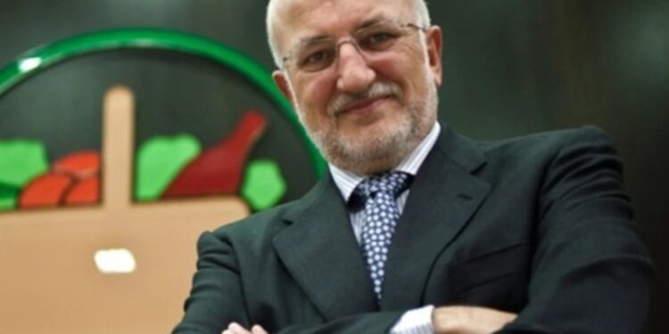Juan Roig, empresario español y presidente de Mercadona: «Una cajera en Valencia paga más impuestos que otra en Madrid. Todos deberíamos pagar lo mismo»