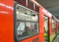 ¿Qué está pasando en el Metro y Metrobús hoy 2 de octubre? Servicio lento en la LB del STC por persona en las vías