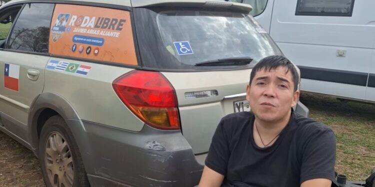 Javier Arias, 36 años, lleva más de 10 años en silla de ruedas y ahora recorre Sudamérica solo: «Esta silla me limita a muchas cosas, pero me entrega una libertad gigante»