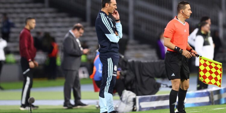 ¿Qué dijo Scaloni del debut de Leonel Flores?