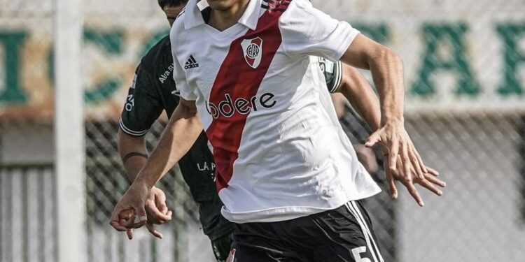 Tras no sumar minutos con Ponzio, Lucas Silva fue titular en la Reserva de River