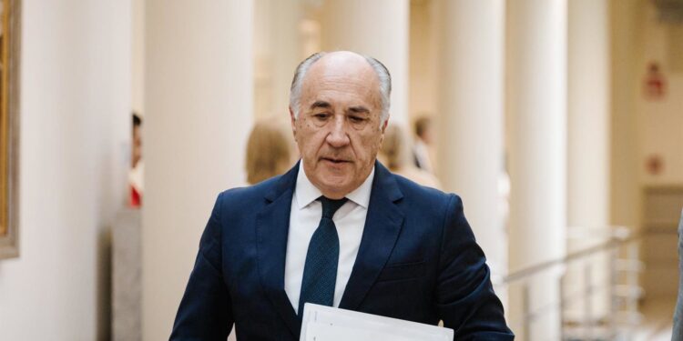 Doce concejales del PP dimiten del gobierno de Algeciras tras dos denuncias por presuntas agresiones sexuales contra el alcalde