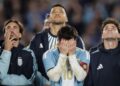 Lo que no se vio de la despedida de Messi: la secuencia de su gol desde la platea, el blooper de los drones y las jugadas que lo hicieron enojar