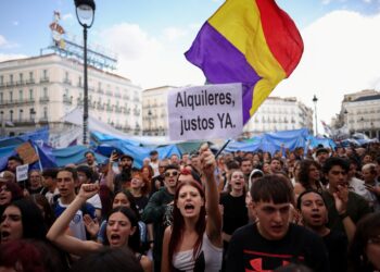 Así te hemos contado las manifestaciones que ha habido hoy en España por la crisis de la vivienda | Decenas de miles de personas piden “la huelga general” en varias ciudades