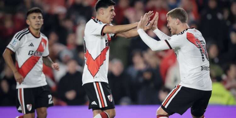 River Plate buscará ingresar a zona de Playoffs ante un Estudiantes de Río Cuarto que puede descender: hora, TV y formaciones