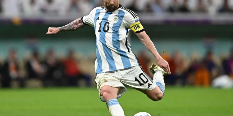 EL EMOTIVO MENSAJE DE LIONEL MESSI LUEGO DE DESPEDIRSE DE LA SELECCIÓN: «NO QUIERO OLVIDARME DE MARADONA»