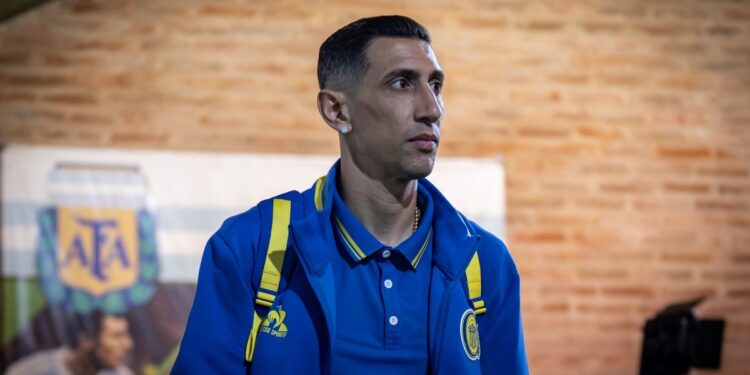 Di María titular: Rosario Central visita a Banfield